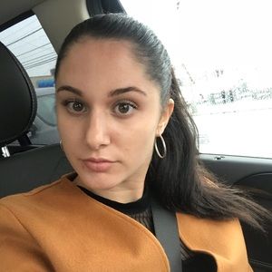 Meet your Posher, Jessica